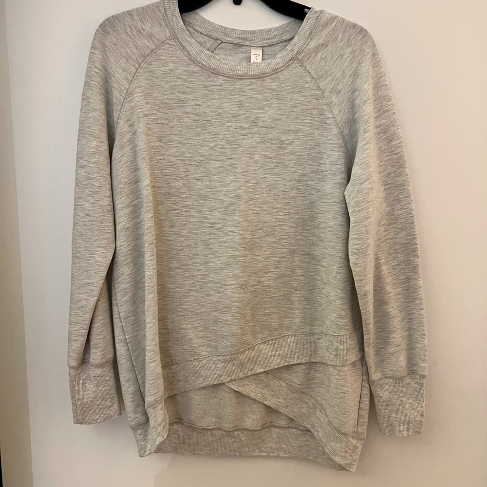 Casual and comfy cotton light weight sweatshirt
